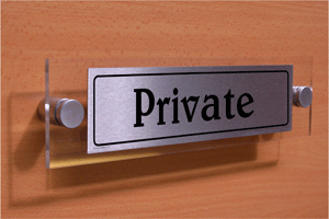 DV1075: private - door sign