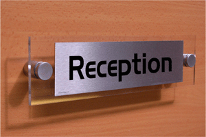 DV776: reception - door sign