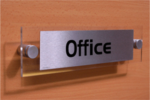 DV779: office - door sign