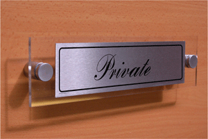 DV833: private - door sign
