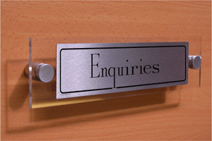 DV843: enquiries - door sign
