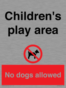 CV7378: Children's play area. No dogs allowed