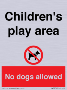 CV7378: Children's play area. No dogs allowed