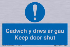 MA15278: Cadwch y drws ar gau Keep door shut