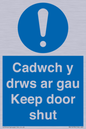 MA15278: Cadwch y drws ar gau Keep door shut