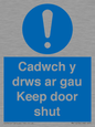 MA15278: Cadwch y drws ar gau Keep door shut
