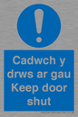 MA15278: Cadwch y drws ar gau Keep door shut