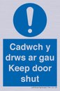 MA15278: Cadwch y drws ar gau Keep door shut