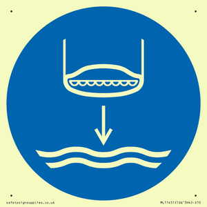 ML11451: Mandatory: Lower lifeboat to the water in launch sequence