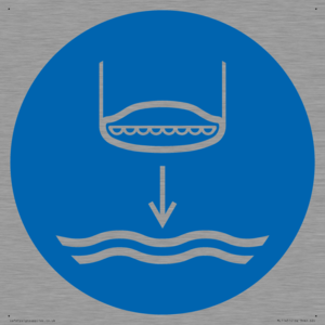 ML11451: Mandatory: Lower lifeboat to the water in launch sequence