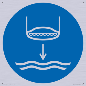 ML11451: Mandatory: Lower lifeboat to the water in launch sequence