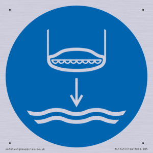 ML11451: Mandatory: Lower lifeboat to the water in launch sequence