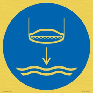 ML11451: Mandatory: Lower lifeboat to the water in launch sequence