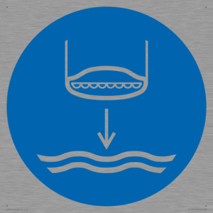 ML11451: Mandatory: Lower lifeboat to the water in launch sequence
