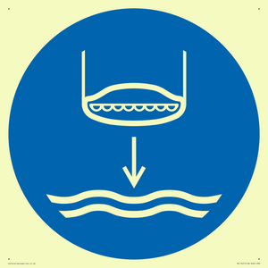 ML11451: Mandatory: Lower lifeboat to the water in launch sequence