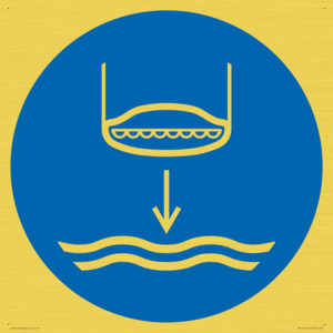 ML11451: Mandatory: Lower lifeboat to the water in launch sequence