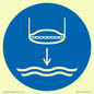 ML11451: Mandatory: Lower lifeboat to the water in launch sequence
