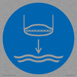 ML11451: Mandatory: Lower lifeboat to the water in launch sequence