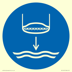 ML11451: Mandatory: Lower lifeboat to the water in launch sequence