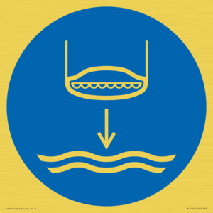 ML11451: Mandatory: Lower lifeboat to the water in launch sequence