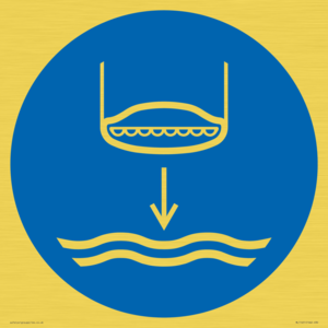 ML11451: Mandatory: Lower lifeboat to the water in launch sequence