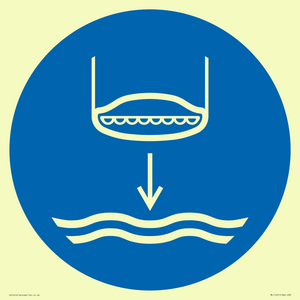 ML11451: Mandatory: Lower lifeboat to the water in launch sequence