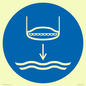 ML11451: Mandatory: Lower lifeboat to the water in launch sequence