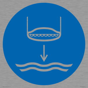 ML11451: Mandatory: Lower lifeboat to the water in launch sequence