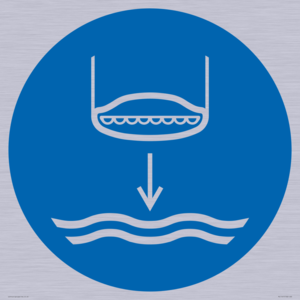 ML11451: Mandatory: Lower lifeboat to the water in launch sequence
