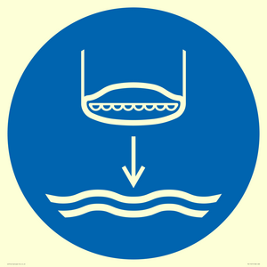 ML11451: Mandatory: Lower lifeboat to the water in launch sequence
