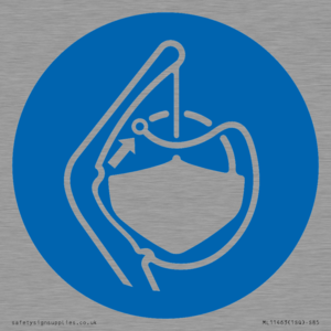 ML11463: Mandatory: Release lifeboat gripes in launch sequence