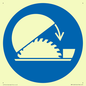 MM11433: Mandatory: Use table saw adjustable guard