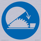 MM11433: Mandatory: Use table saw adjustable guard