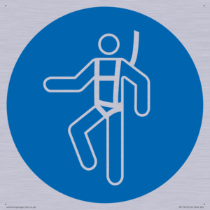 MP11410: Mandatory: Wear a safety harness