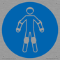 MP11472: Mandatory: Wear protective roller sport equipment