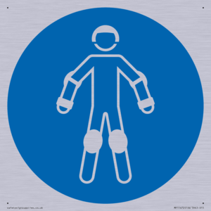 MP11472: Mandatory: Wear protective roller sport equipment
