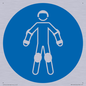 MP11472: Mandatory: Wear protective roller sport equipment