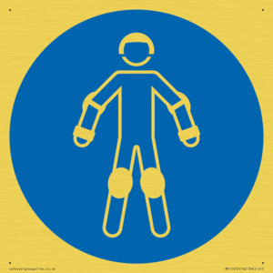 MP11472: Mandatory: Wear protective roller sport equipment