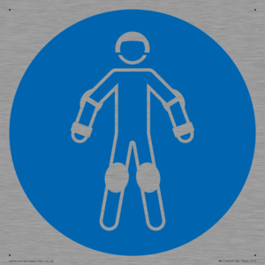 MP11472: Mandatory: Wear protective roller sport equipment