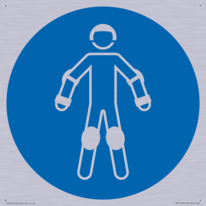 MP11472: Mandatory: Wear protective roller sport equipment