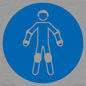 MP11472: Mandatory: Wear protective roller sport equipment