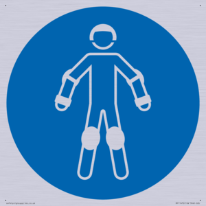 MP11472: Mandatory: Wear protective roller sport equipment