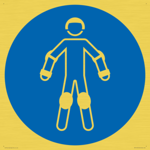 MP11472: Mandatory: Wear protective roller sport equipment