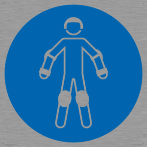 MP11472: Mandatory: Wear protective roller sport equipment