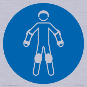 MP11472: Mandatory: Wear protective roller sport equipment