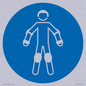 MP11472: Mandatory: Wear protective roller sport equipment