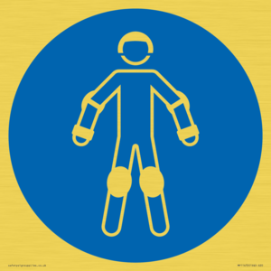 MP11472: Mandatory: Wear protective roller sport equipment