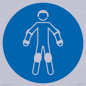 MP11472: Mandatory: Wear protective roller sport equipment