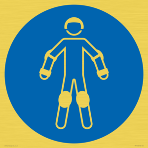 MP11472: Mandatory: Wear protective roller sport equipment