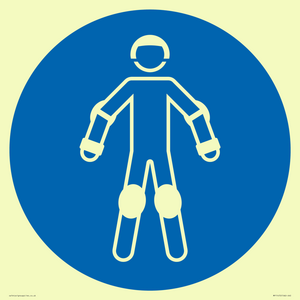 MP11472: Mandatory: Wear protective roller sport equipment